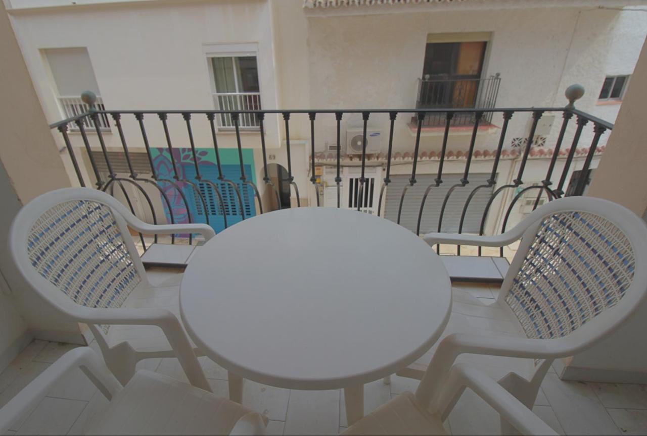 Carihuela Beach Apartment, 2Nd Line Torremolinos Dış mekan fotoğraf