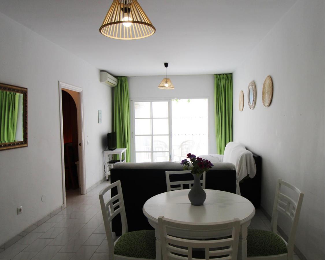 Carihuela Beach Apartment, 2Nd Line Torremolinos Dış mekan fotoğraf